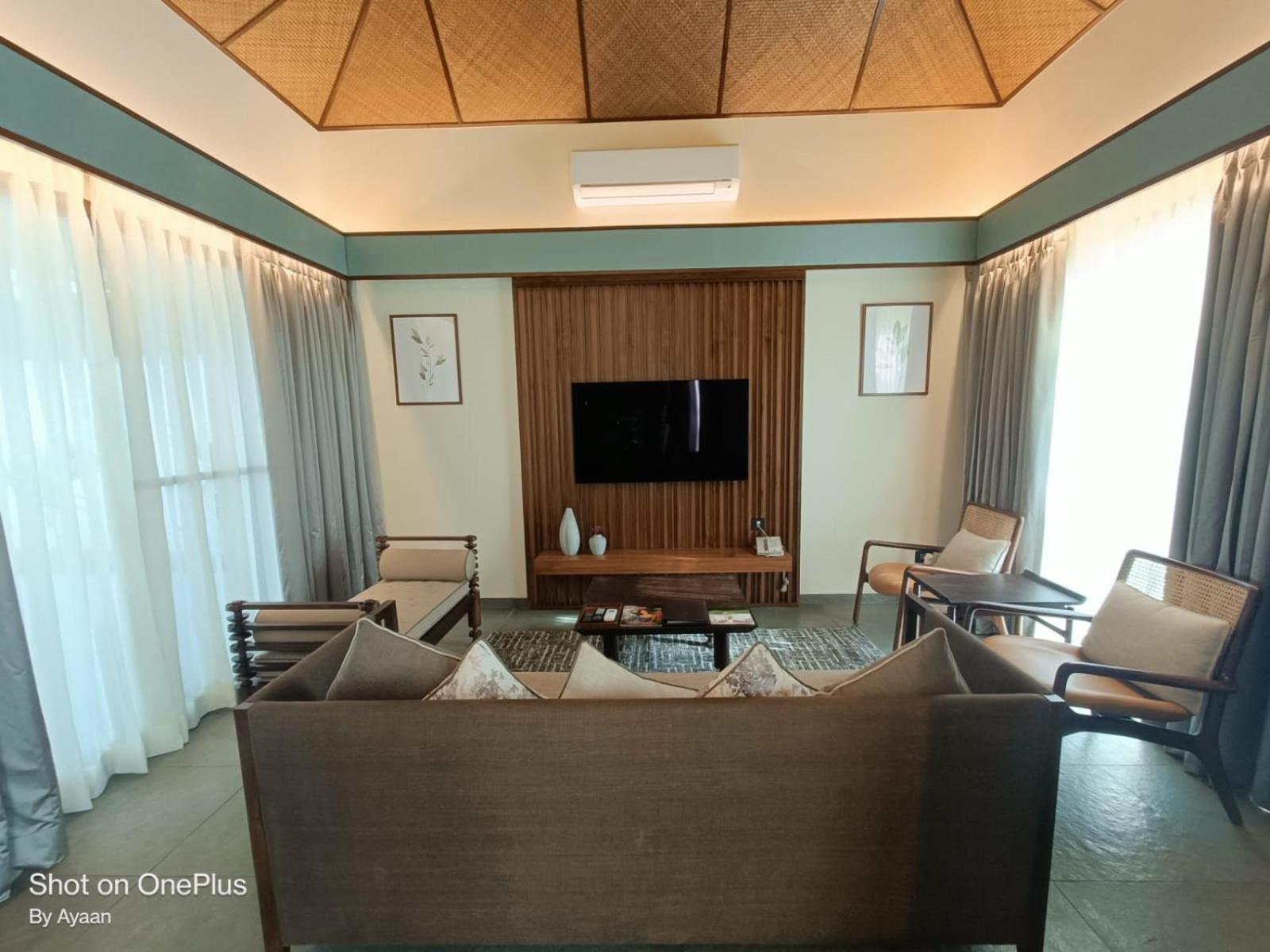 The Golkonda Resort And Spa Хидерабад Екстериор снимка