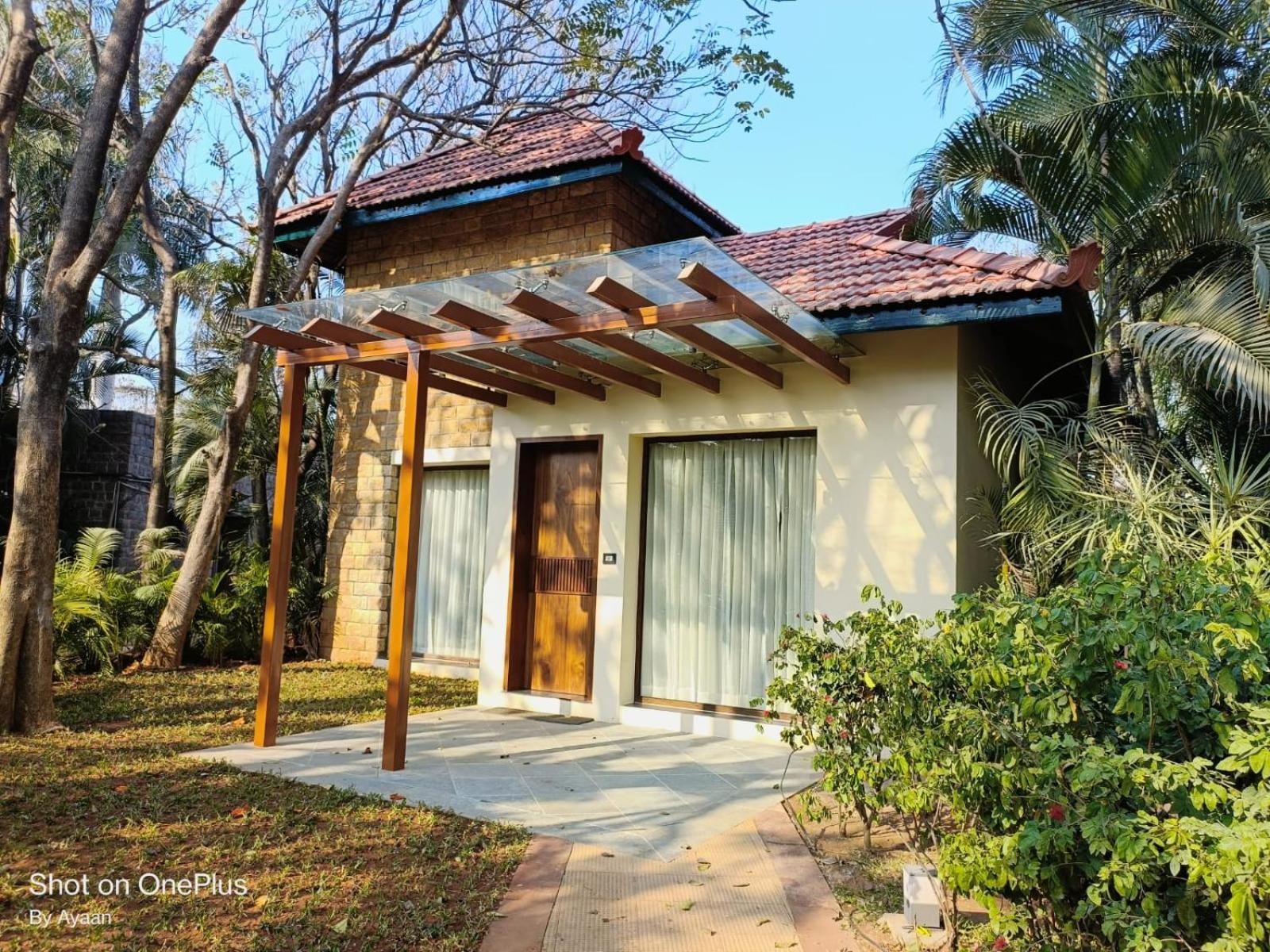 The Golkonda Resort And Spa Хидерабад Екстериор снимка