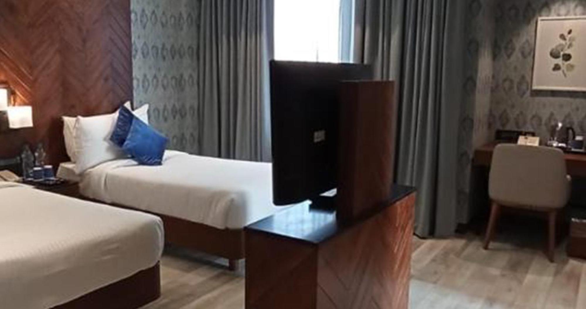 The Golkonda Resort And Spa Хидерабад Екстериор снимка