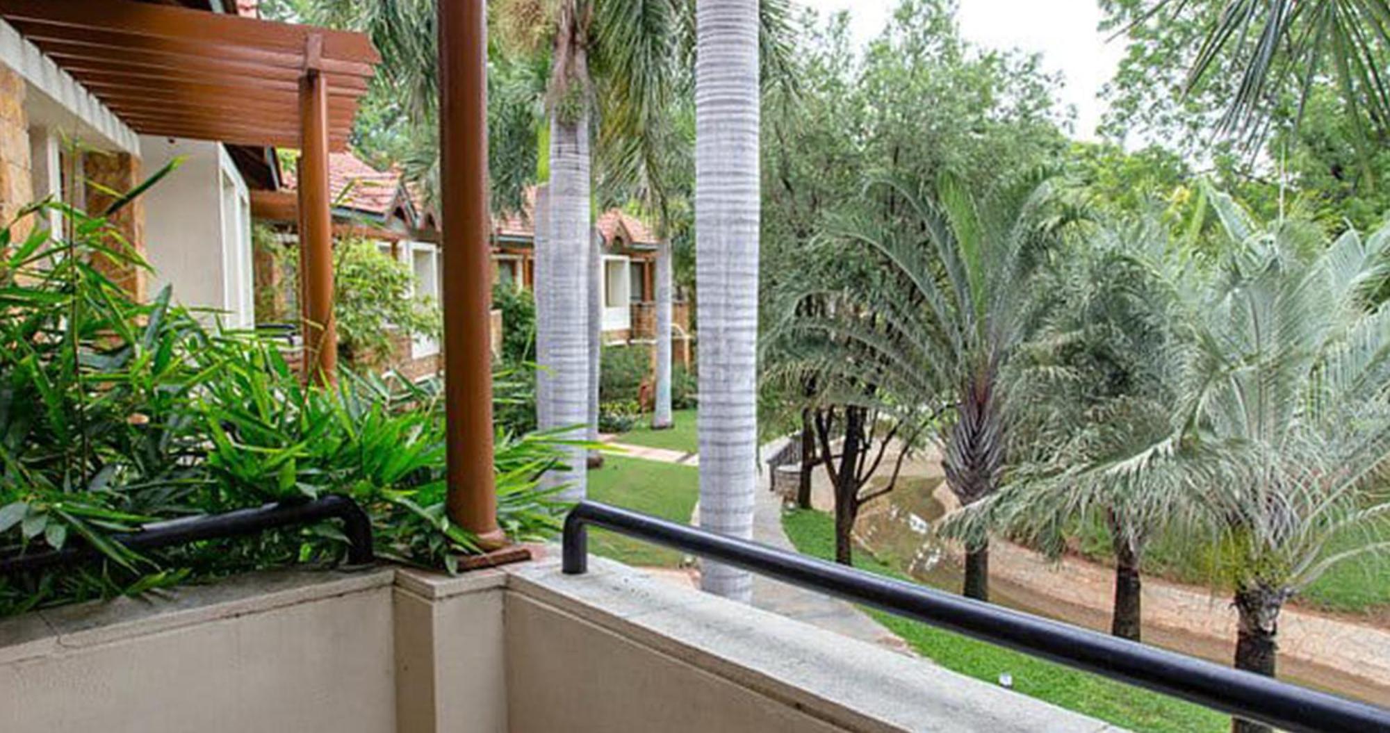 The Golkonda Resort And Spa Хидерабад Екстериор снимка