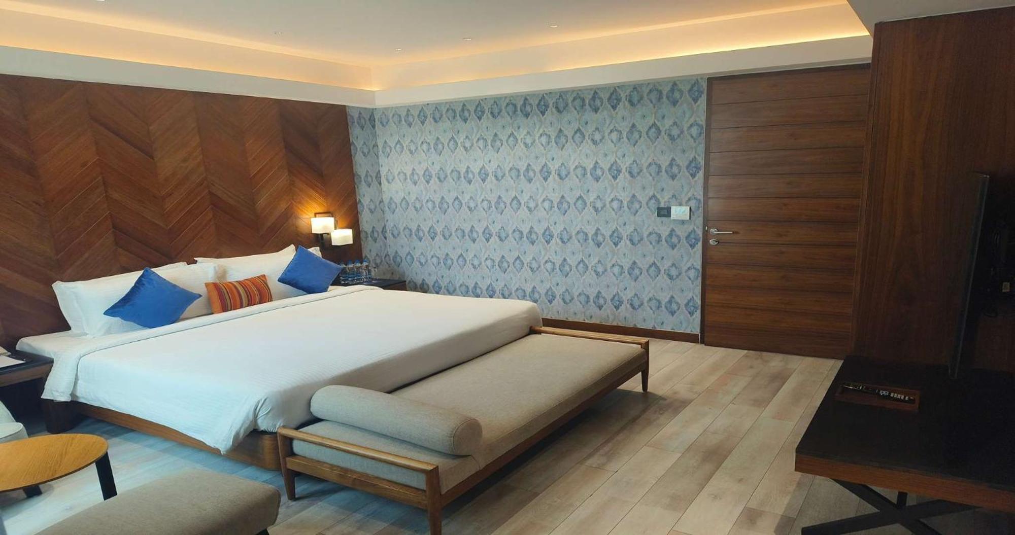 The Golkonda Resort And Spa Хидерабад Екстериор снимка
